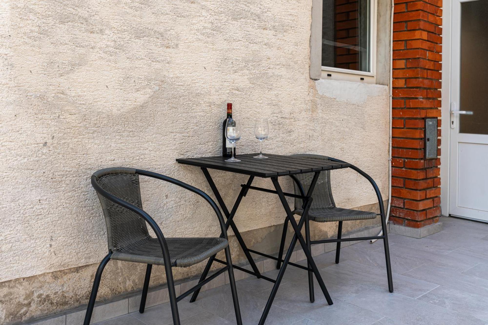 Apartman Biljana มาคาร์สกา ภายนอก รูปภาพ