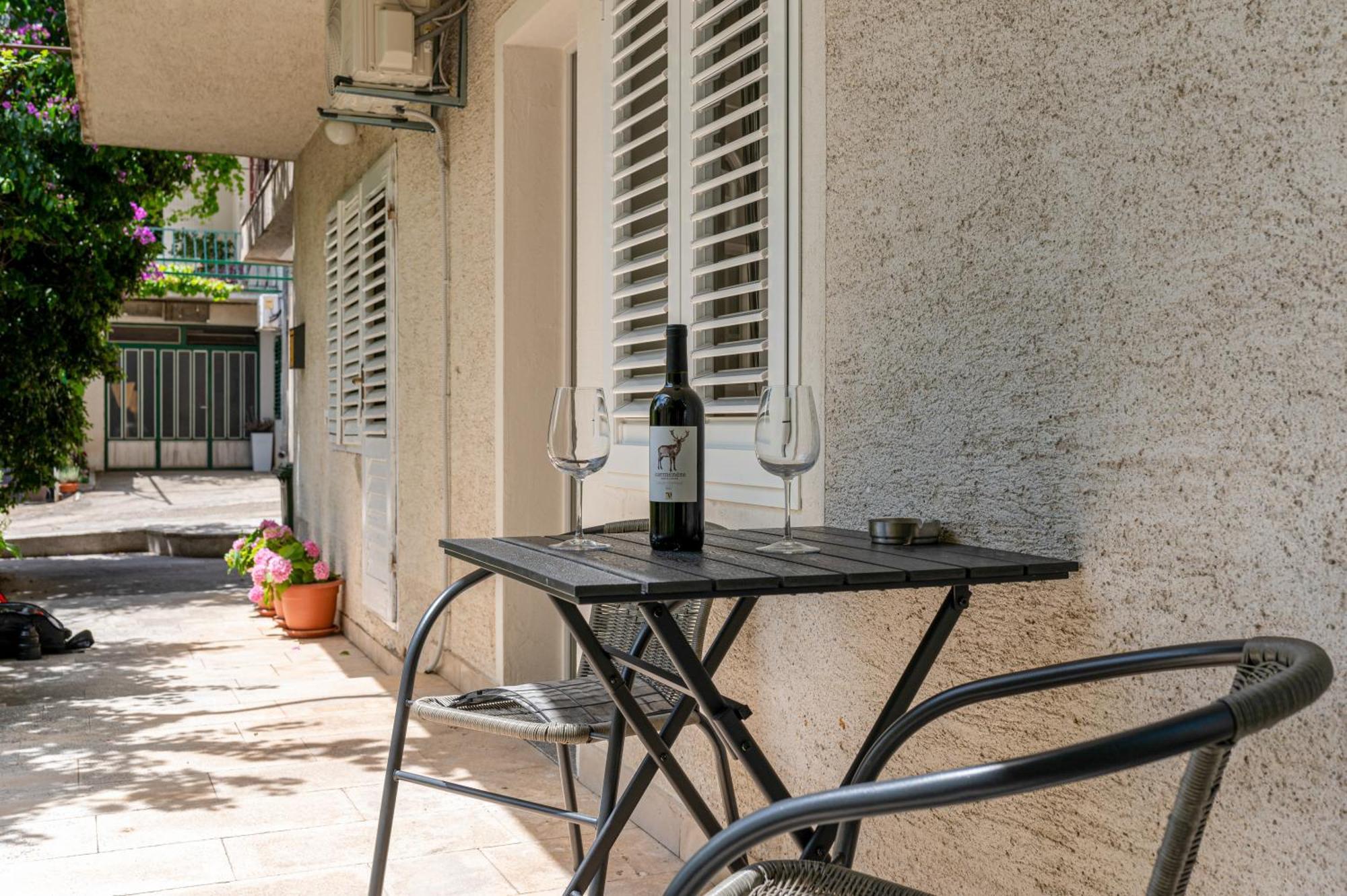 Apartman Biljana มาคาร์สกา ภายนอก รูปภาพ