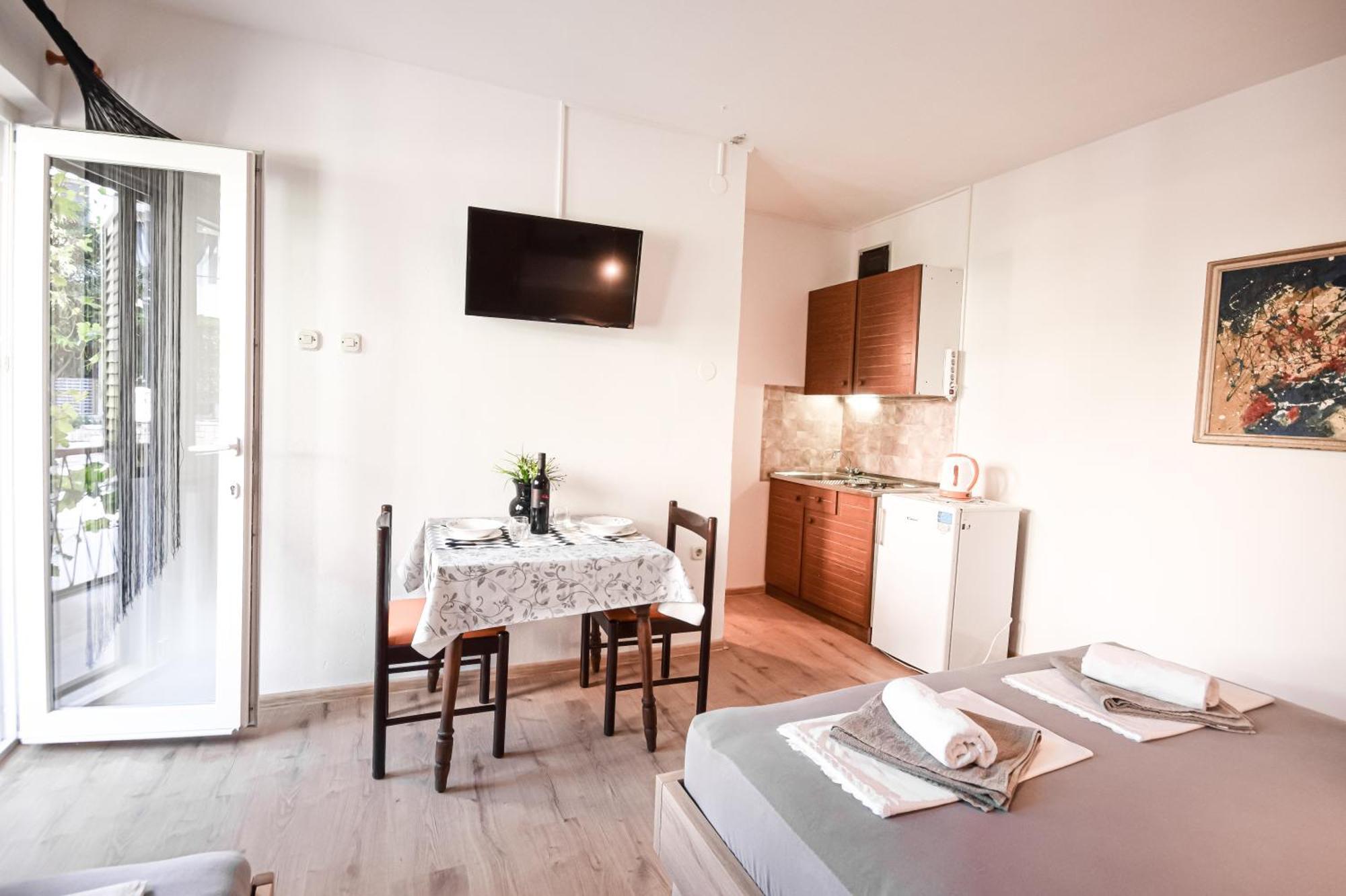 Apartman Biljana มาคาร์สกา ภายนอก รูปภาพ