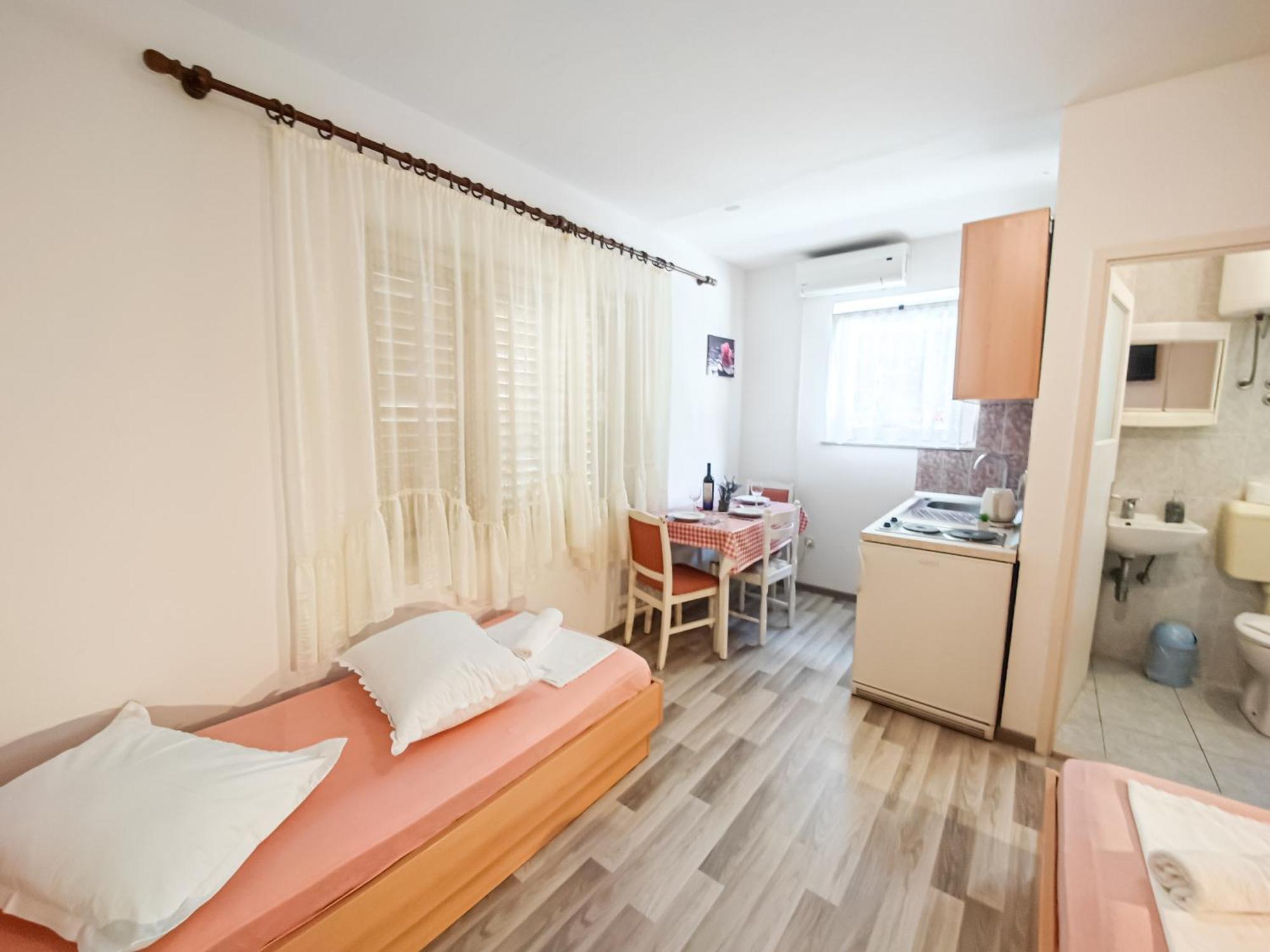 Apartman Biljana มาคาร์สกา ภายนอก รูปภาพ