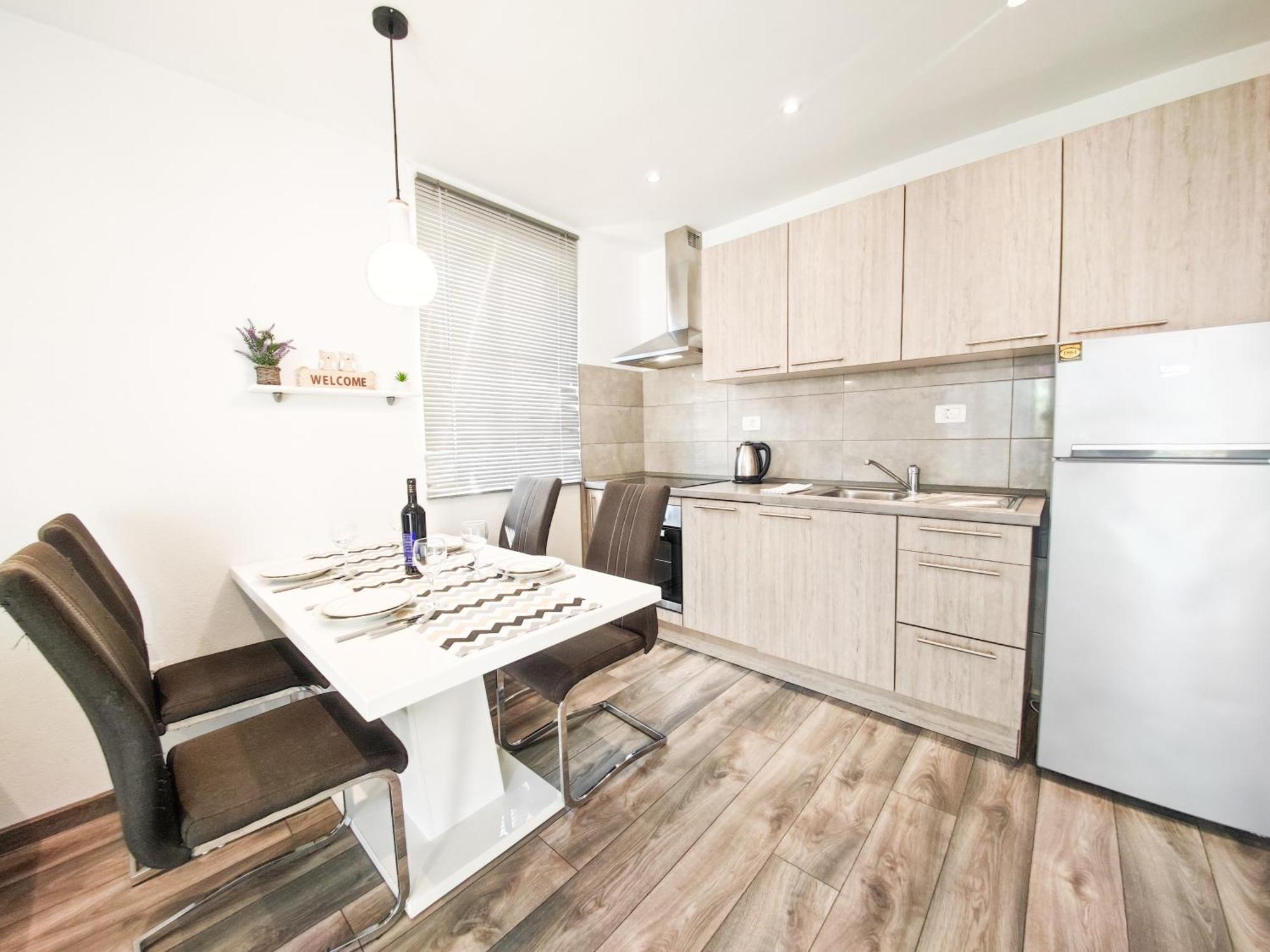 Apartman Biljana มาคาร์สกา ภายนอก รูปภาพ