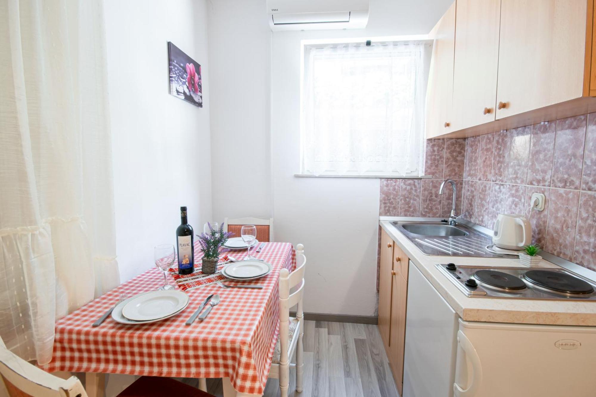 Apartman Biljana มาคาร์สกา ภายนอก รูปภาพ